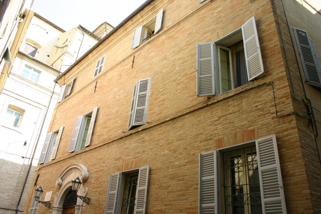 Resort A Palazzo B&B Fermo Exterior photo